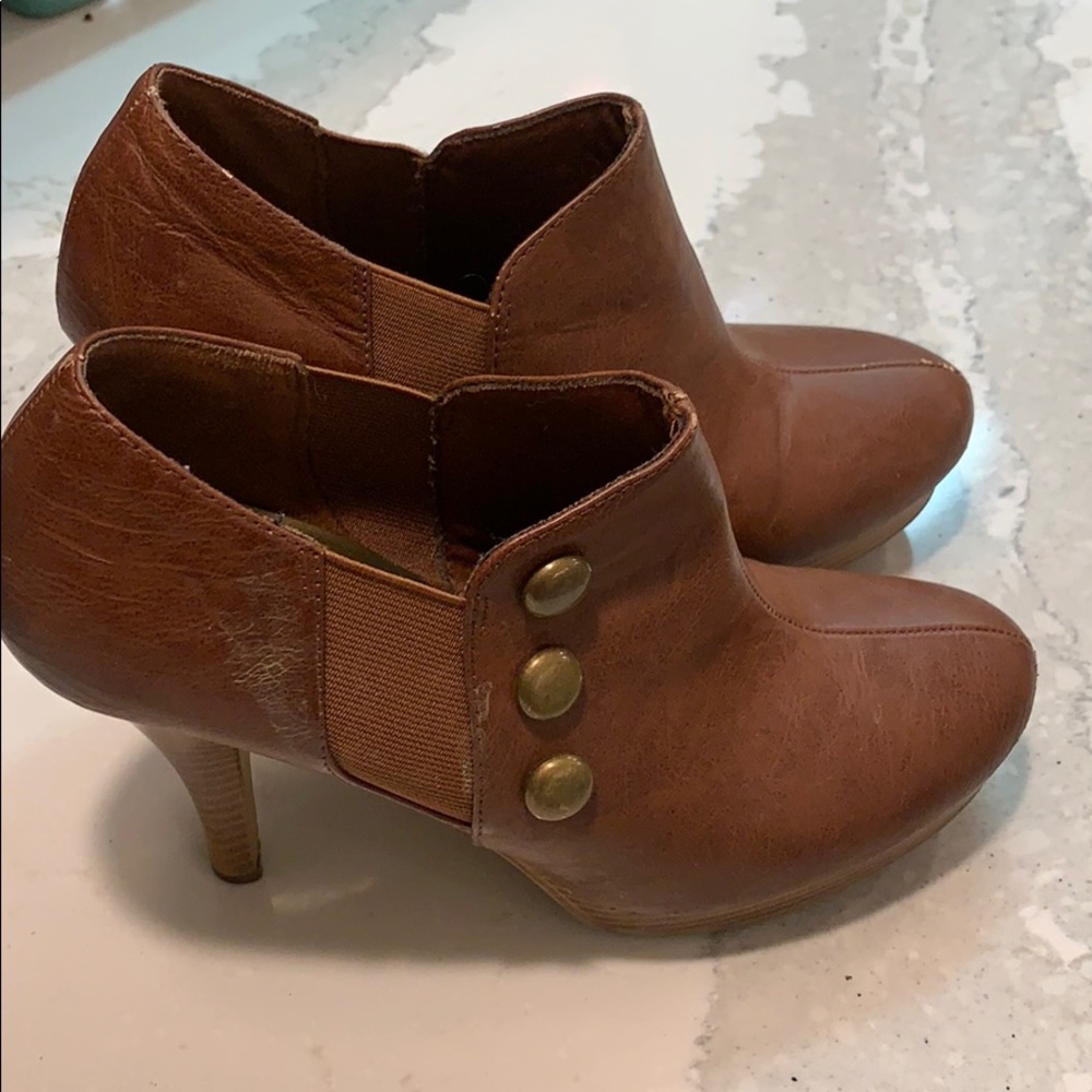Ladies brown ankle boots